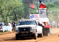 Truck and Tractor Pull Llano May 2011